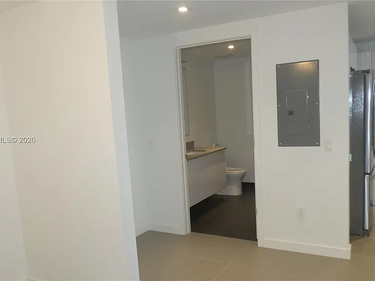 1600 NE 1st Ave #1815 — Photo 3