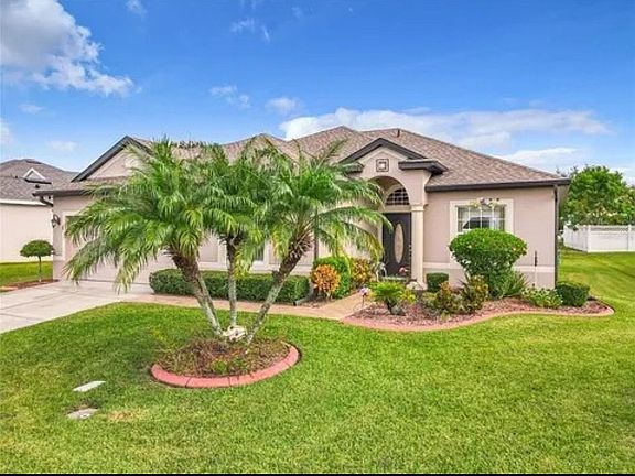 2nd image of 2943 White Cedar Cir