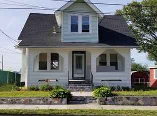 16 Dallaire Ave, Chicopee, MA 01020