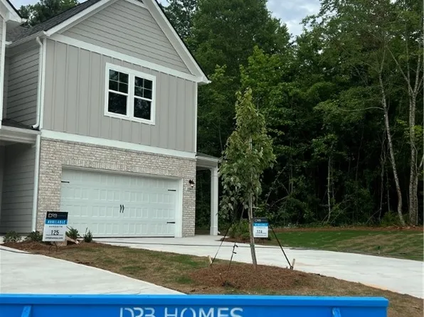 3395 Alana Ct, Opelika, AL 36804