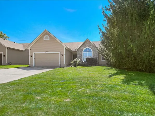 14295 W 155th St, Olathe, KS 66062