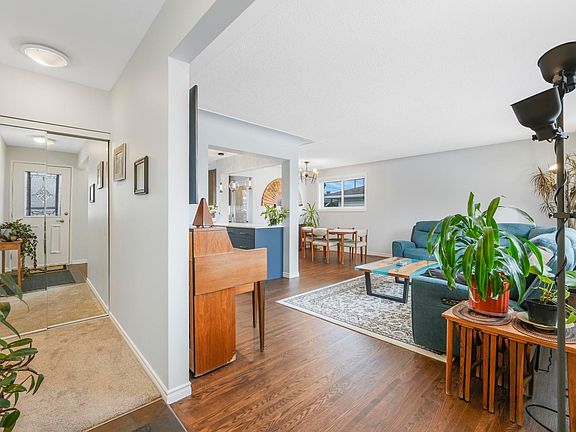 3rd image of 9508 Ottewell Rd NW