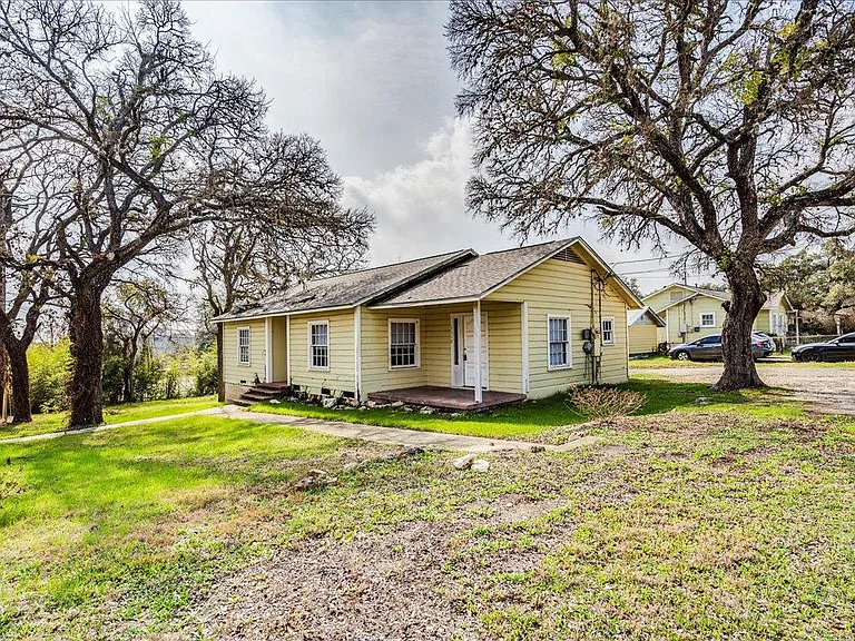 1119 N Lbj Dr — Photo 4
