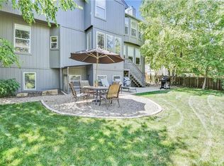 9721 Millridge Dr, Lenexa, KS 66220