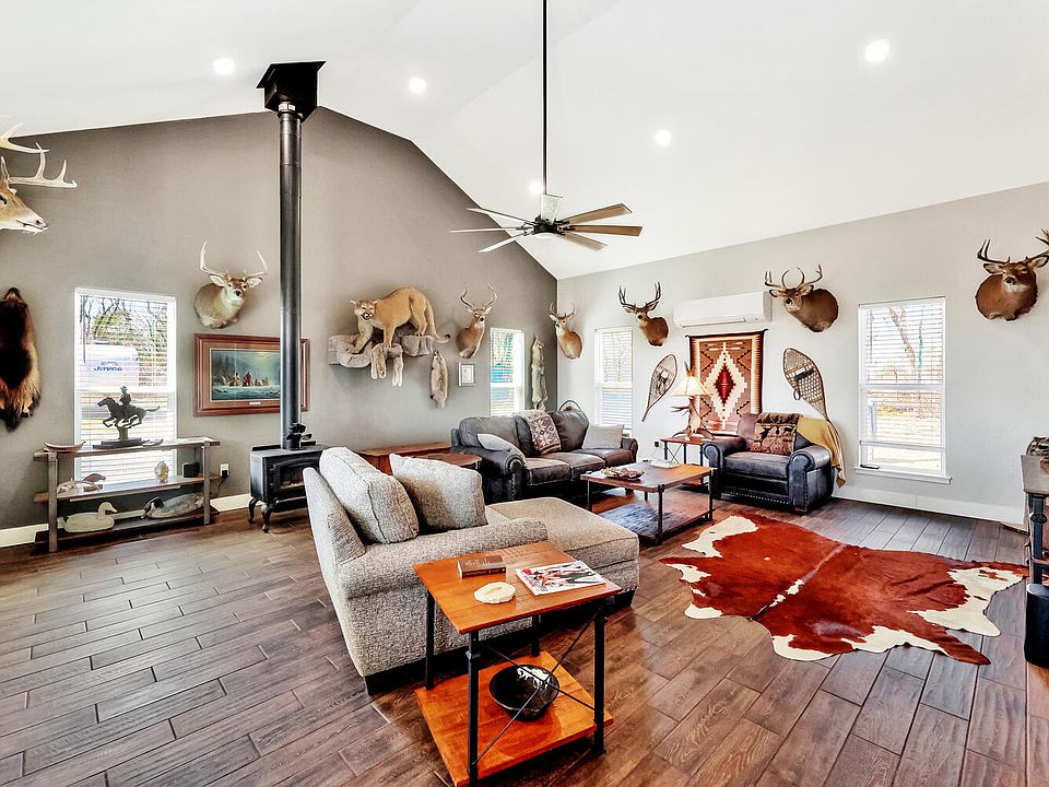 3293 NW 70th Ave Cunningham, KS, 67035 Apartments for Rent Zillow