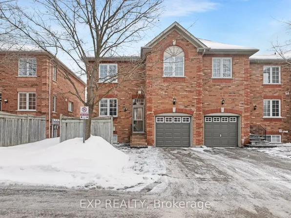 45 Sandlewood Ct, Aurora, ON L4G 7N2