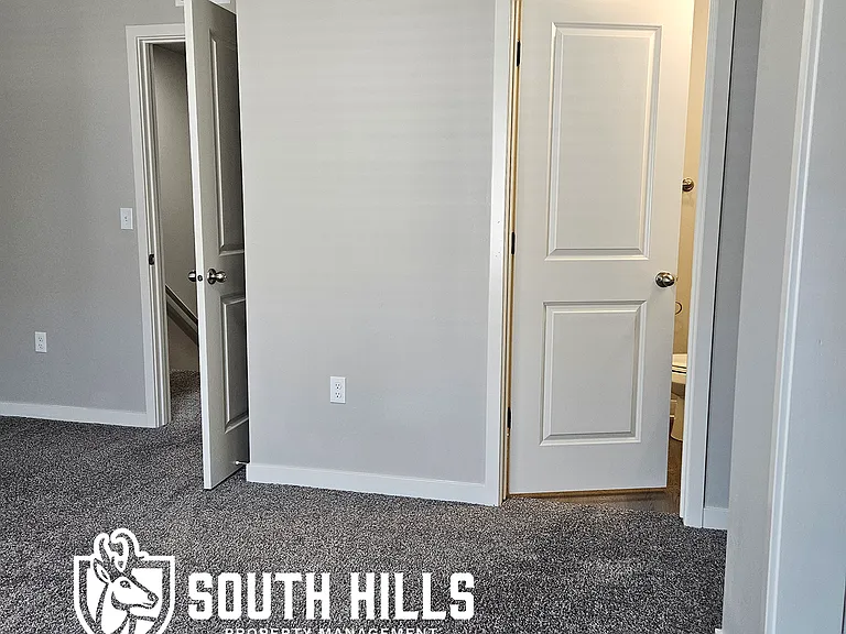Summit Springs Townhomes — Photo 53