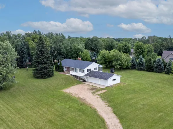 8508 Dairy Ave, Glencoe, MN 55336