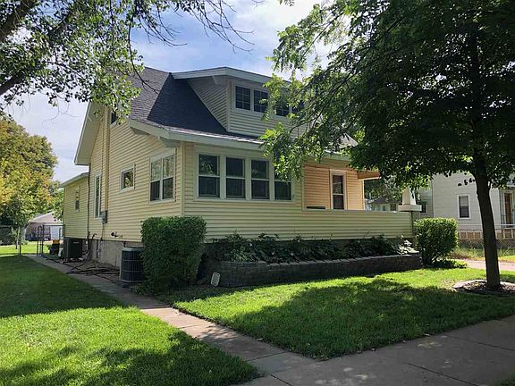 2nd image of 214 W 2nd St