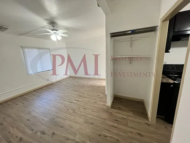 2225 College Street — Photo 6