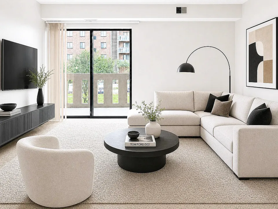 Wellington Square Apartments