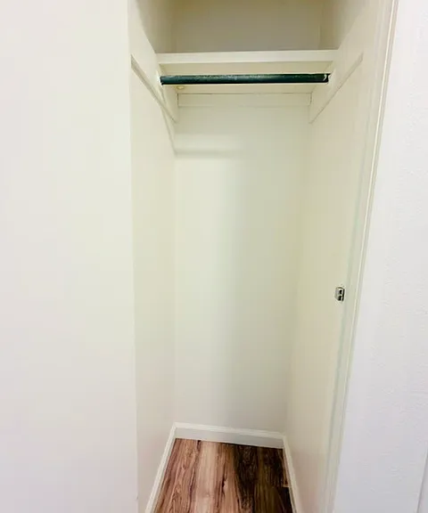 125 S L St #6 — Photo 9