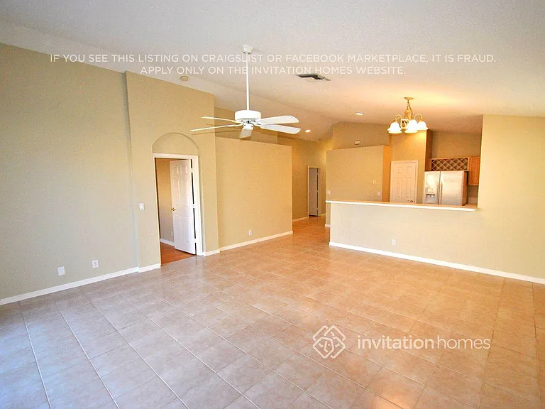 1815 Shadow Creek Rd — Photo 2