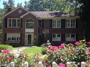 4128 Lorcom Ln, Arlington, VA 22207