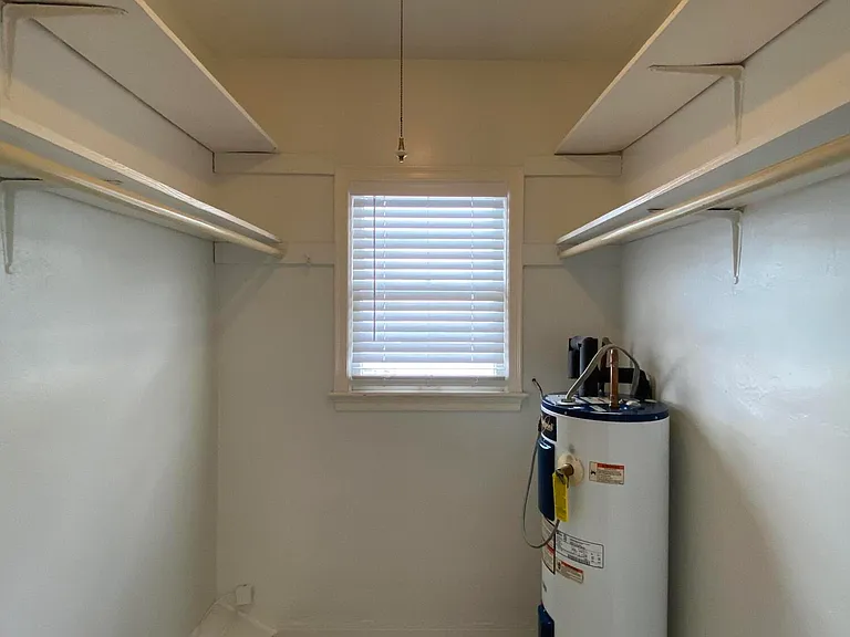 1020 NE 3rd St #1020 — Photo 17