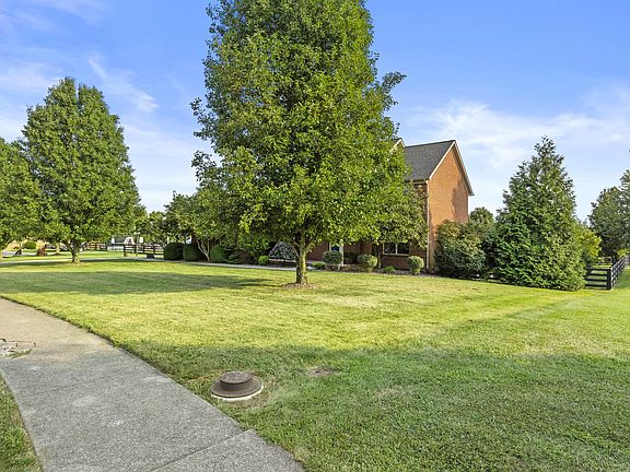 3rd image of 2024 Indigo Dr