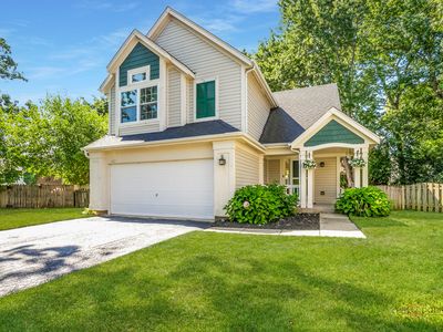 1327 London Ct, Grayslake, IL, 60030
