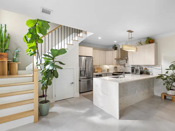 95 Thorne St #1, Jersey City, NJ 07307