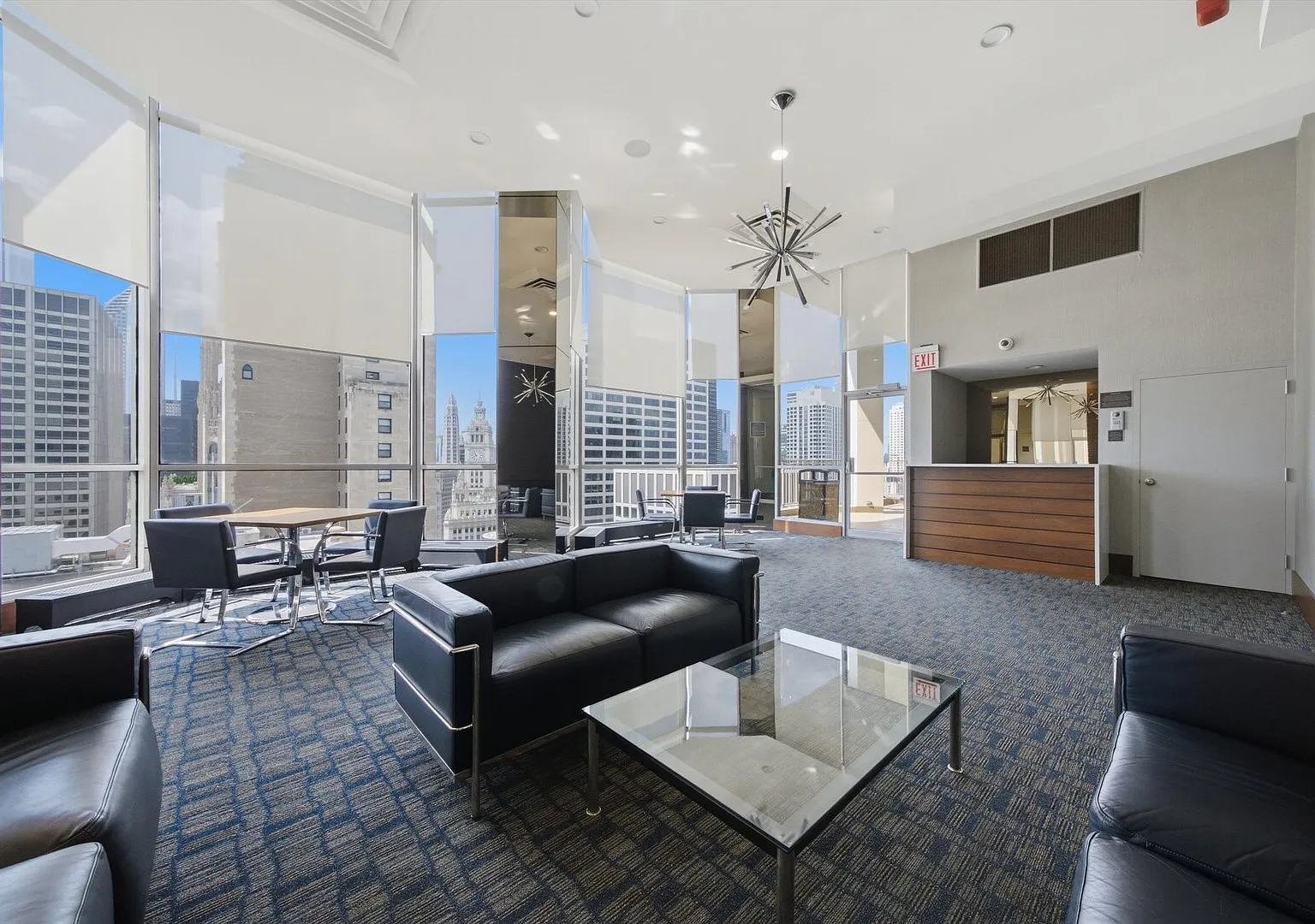 535 N Michigan Ave — Photo 2