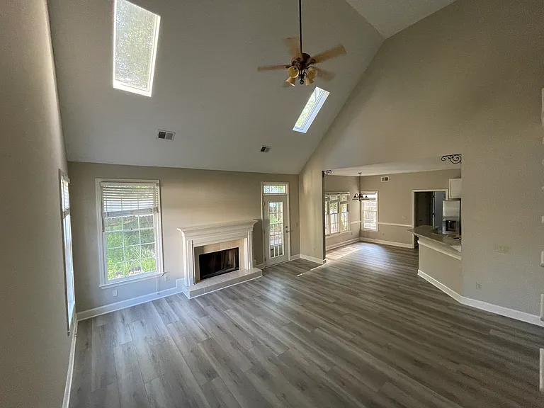 500 Willowbrook Run — Photo 32