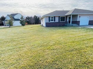 2230 Woodland Rd, Aurora, NE 68818