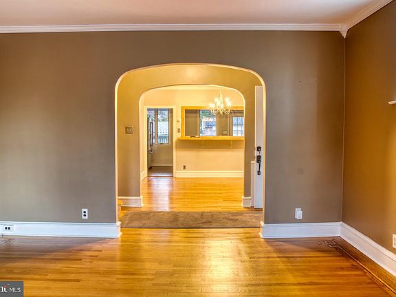 5th image of 8030 Burholme Ave