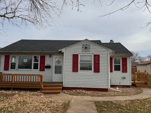 603 15th Ave, Rock Falls, IL 61071