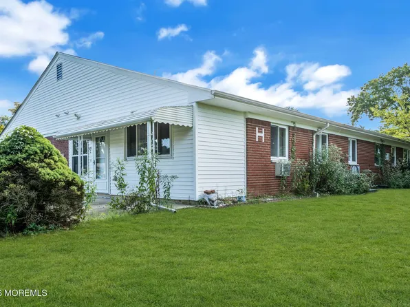 85 C Hope Road, Whiting, NJ 08759