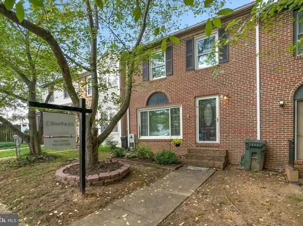 119 E Main St APT 6, Purcellville, VA 20132
