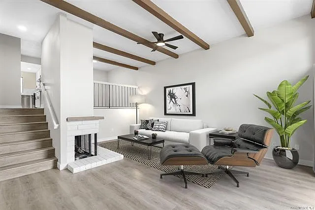 3878 La Jolla Village Dr — Photo 4