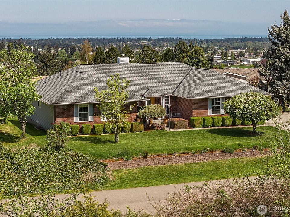 1st image of 608 Reservoir Road
