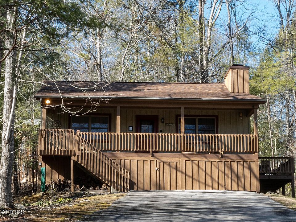 1st image of 407 Kurts Corner Rd