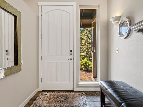 5th image of 718 Sage Country Ct