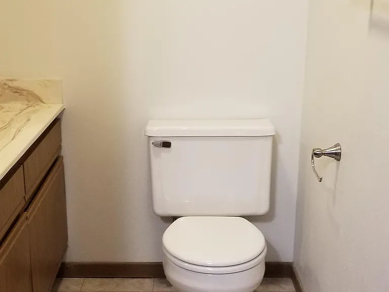 401 N Walnut St — Photo 19