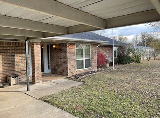 200 North St, Newkirk, OK 74647