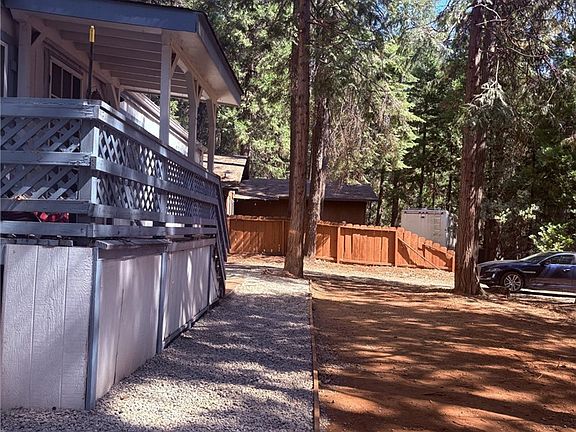 4th image of 15048 Jack Pine Way