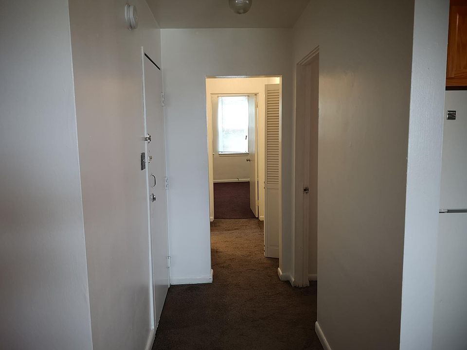 Hallway Entry , Living room to Bedroom2