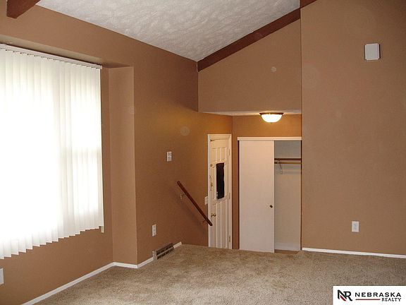 3rd image of 805 Galway Cir