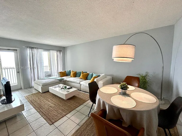 750 N Ocean Blvd #1106 — Photo 3
