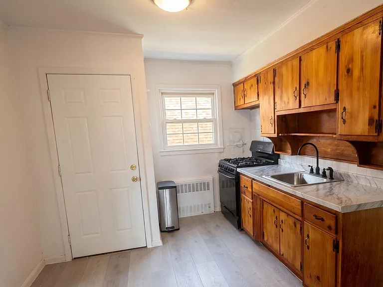 2711 Deerfield Rd — Photo 1