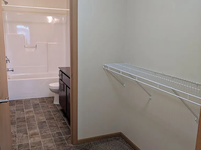 West Lake III Apartments — Photo 105