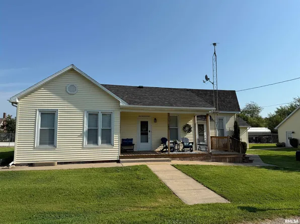 204 E 3rd St, Vermont, IL 61484