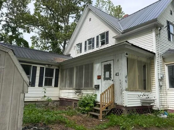 43 Washburn Street, Caribou, ME 04736