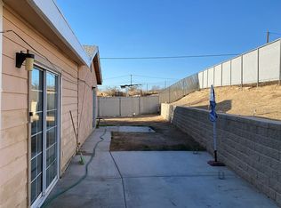 16626 Lariat Rd, Victorville, CA 92395