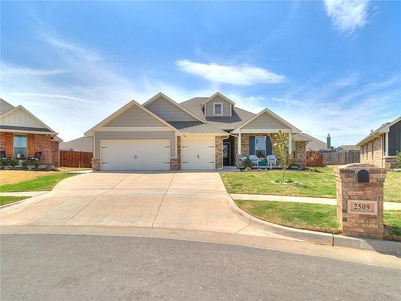 4th image of 2509 Gerald Ct