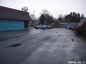 2nd image of 2810 Lemoyne Ave