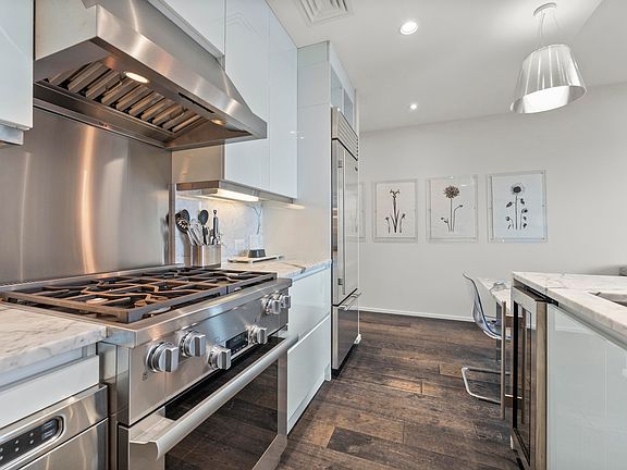 5th image of 200 Congress Ave Unit 33BB