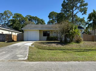 1937 SW Taurus Ln, Port Saint Lucie, FL 34984