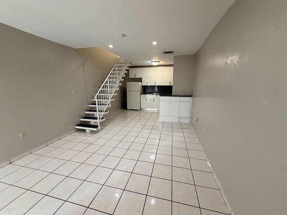 1st image of 3901 SW 109th Ave APT E10