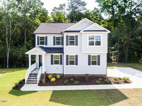 266 Fast Pitch Ln, Four Oaks, NC 27524